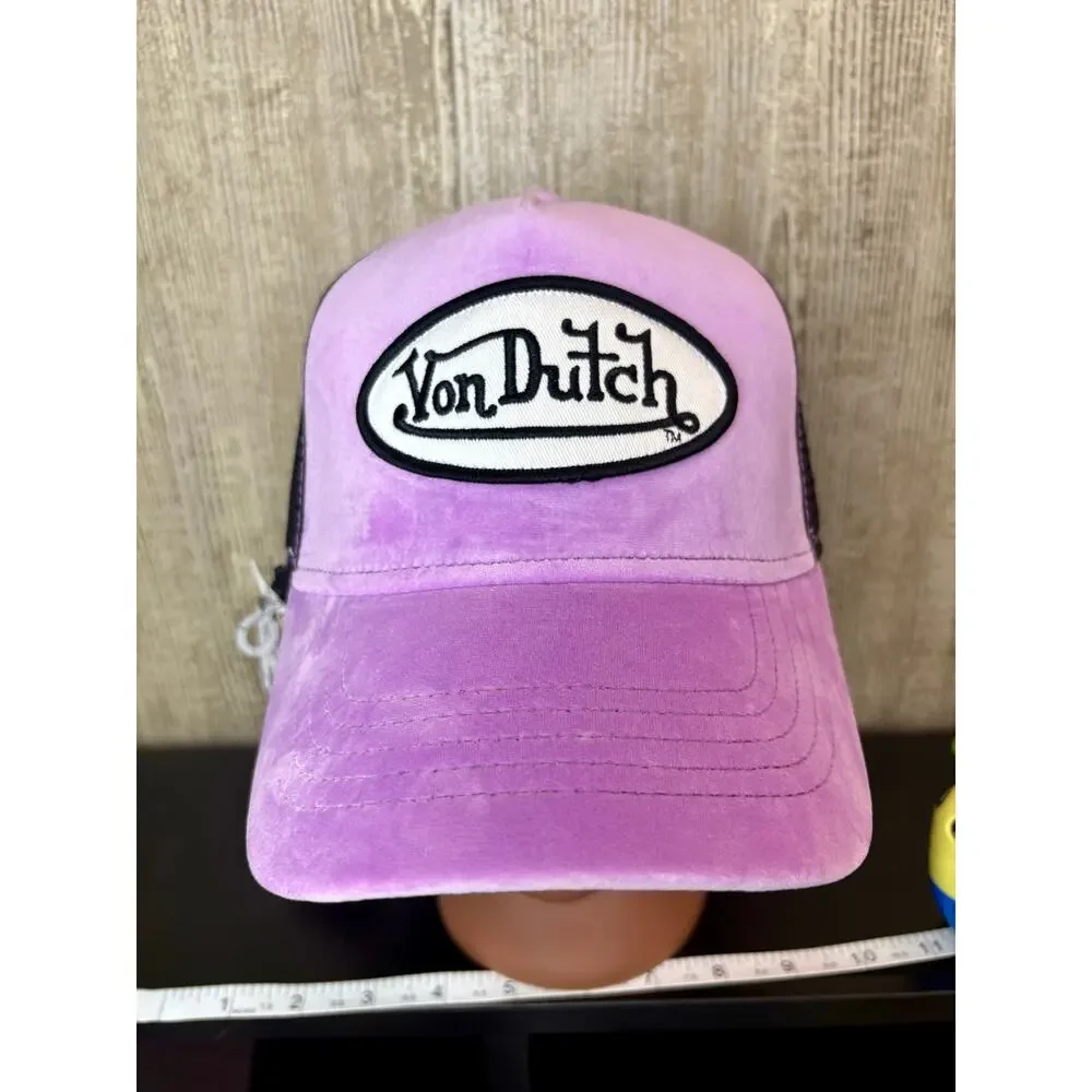 Von Dutch New With Tags Giraffe Purse & Trucker Hat Bundle! - Picture 3 of 7